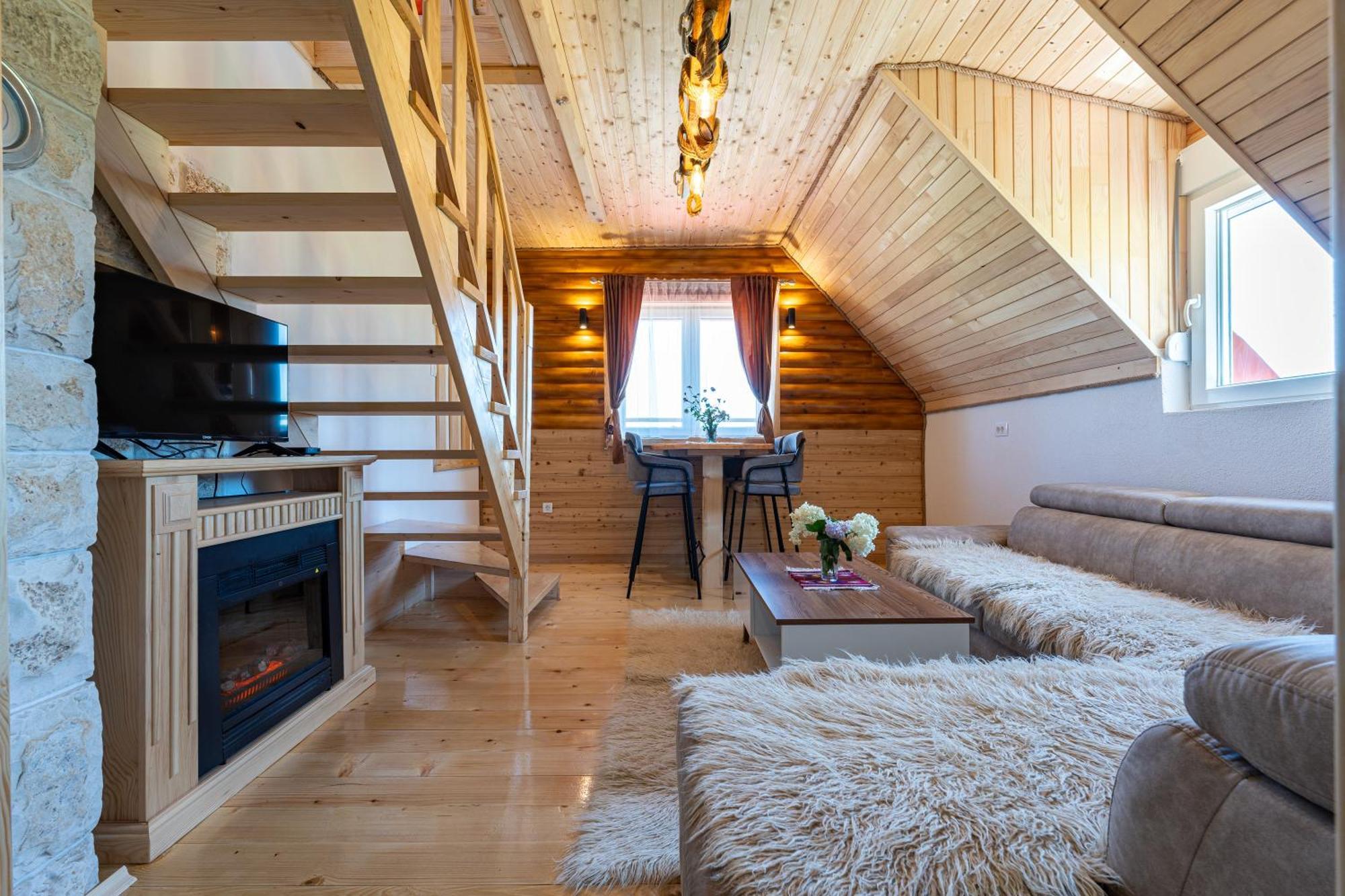 Apartments Center Of The World Zabljak  Luaran gambar